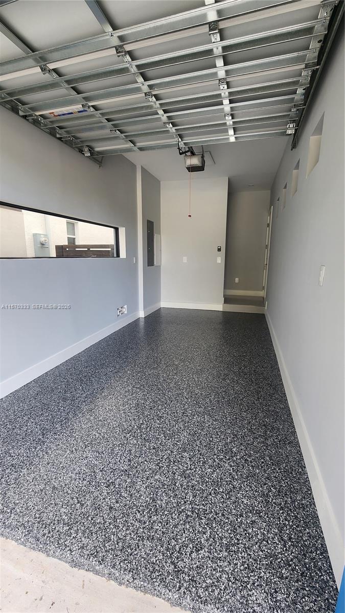 LAUDERDALE - Residential