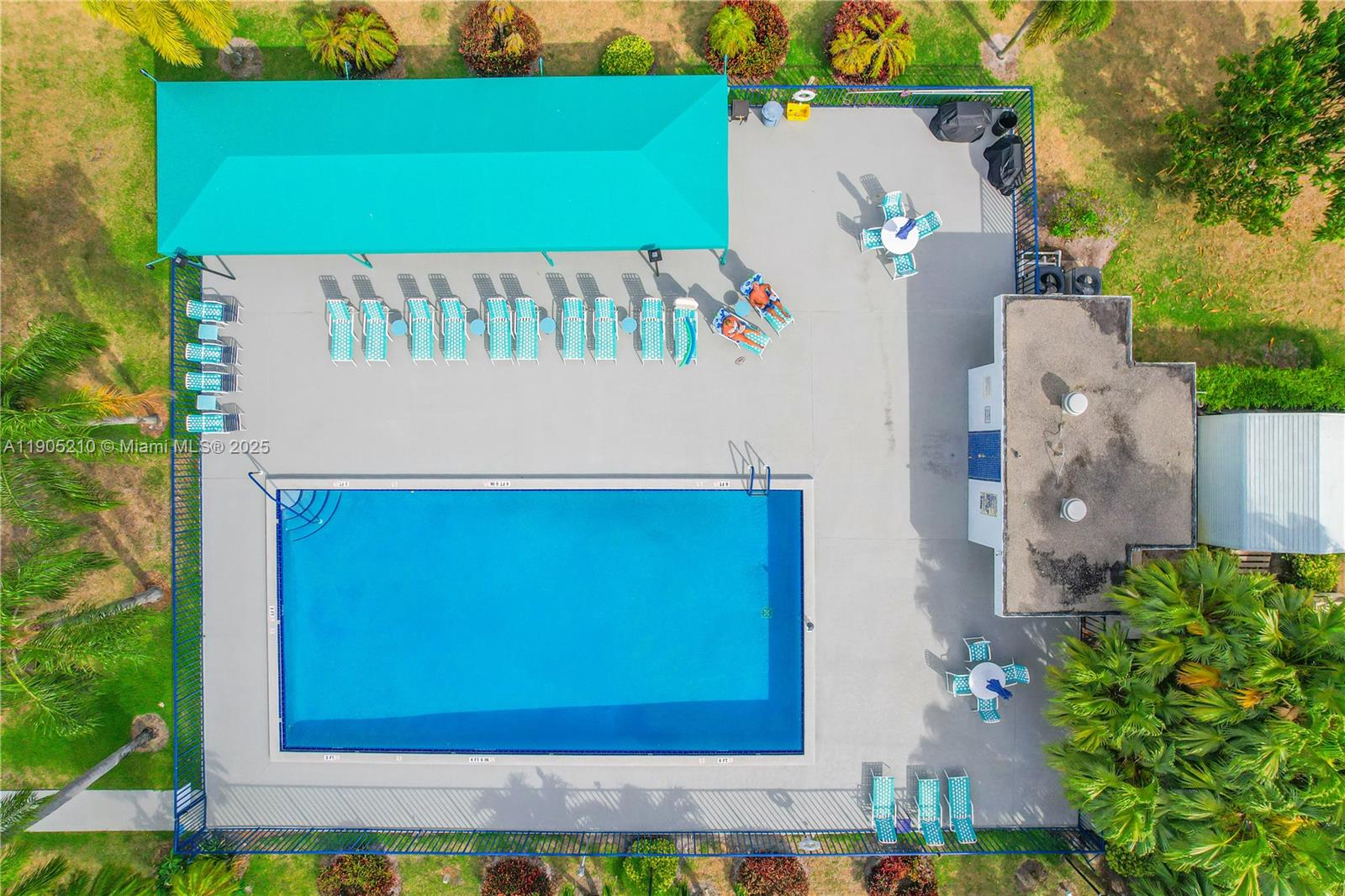 HAMLET AT POINCIANA CONDO - Residential