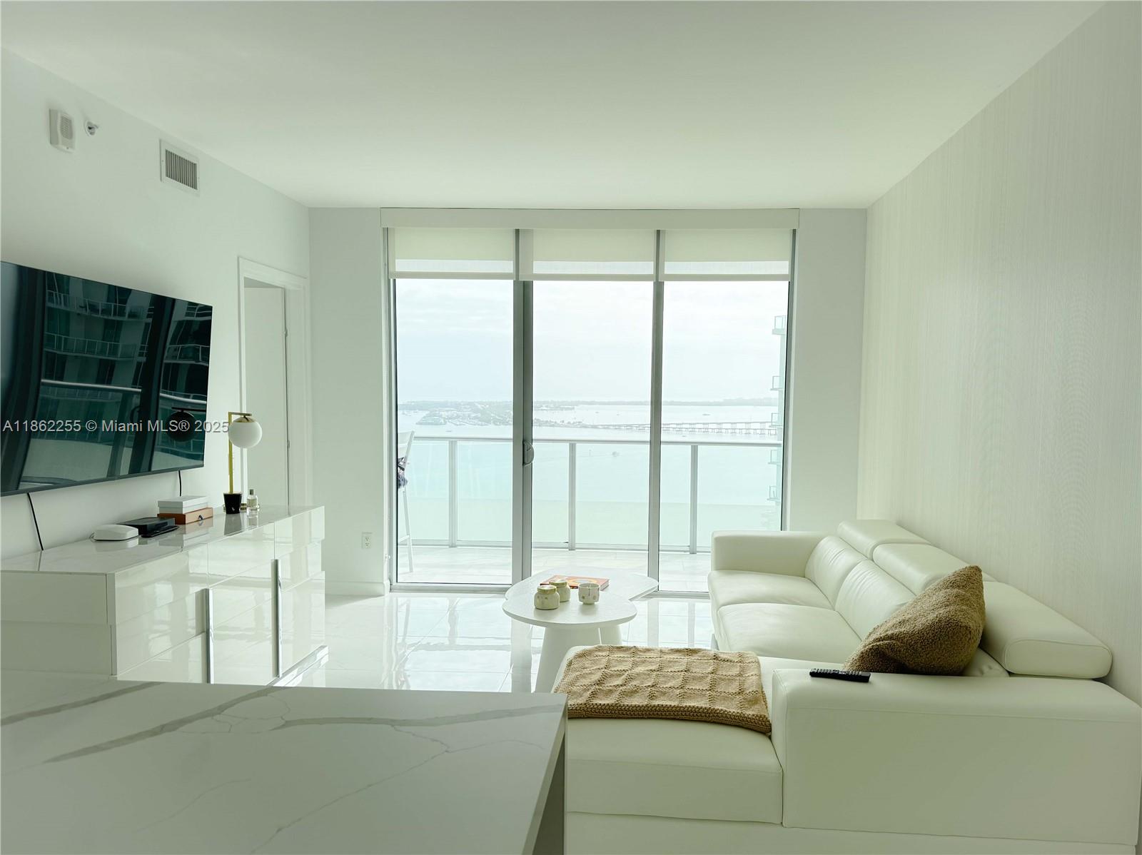 1300 Brickell Bay Dr 2608