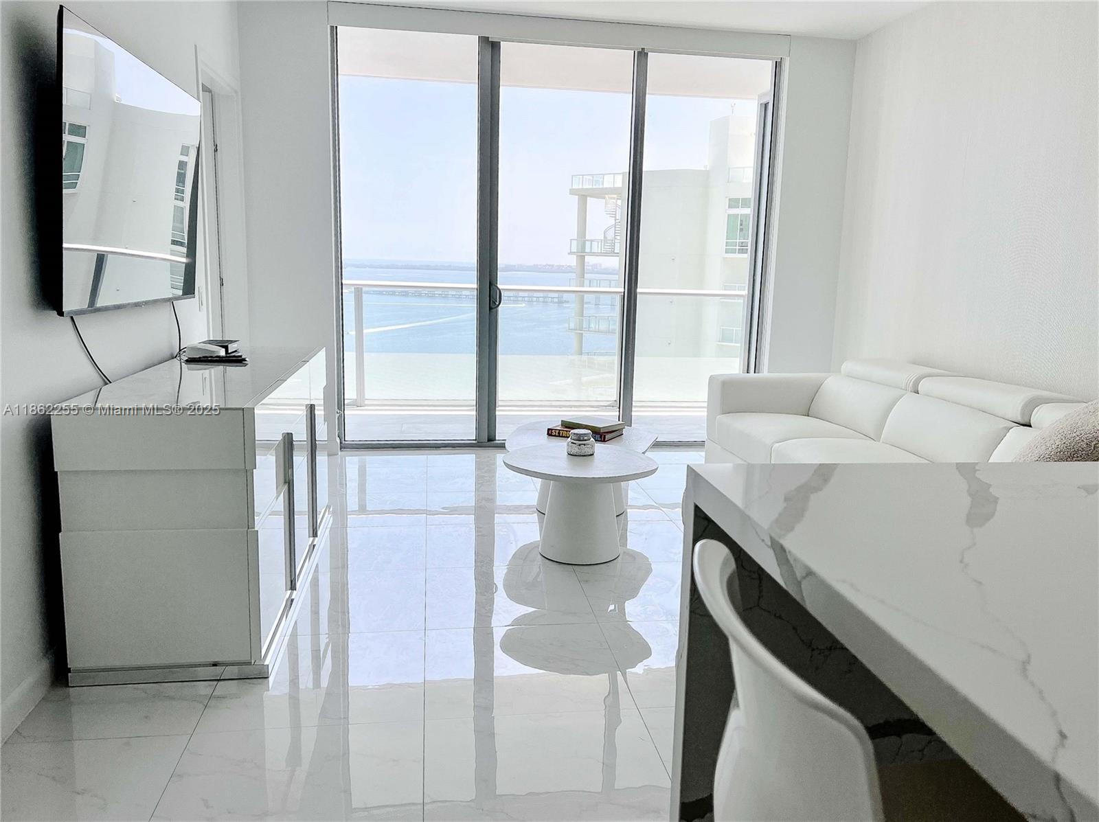 1300 Brickell Bay Dr 2608