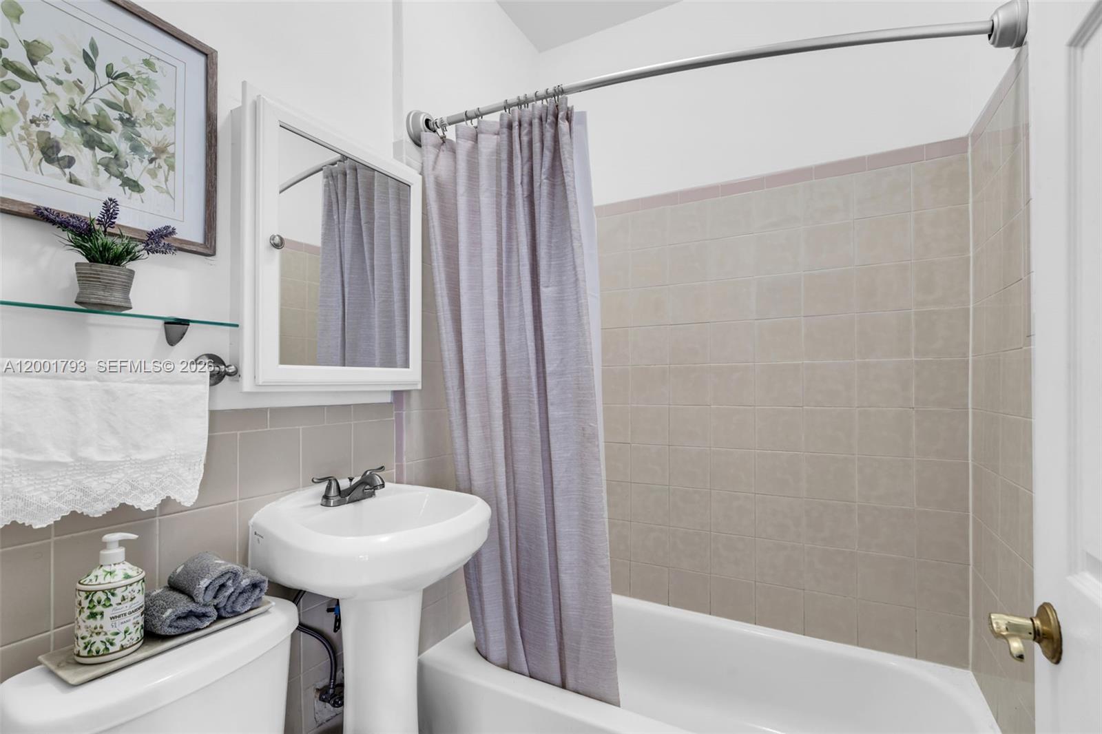 PINEMOUNT - Residential