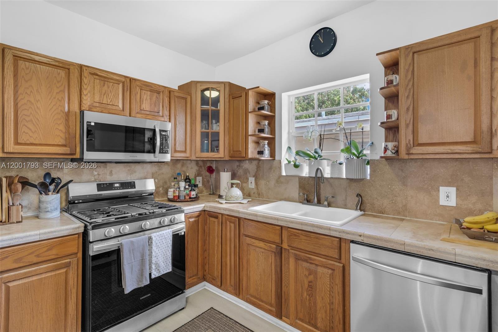 PINEMOUNT - Residential