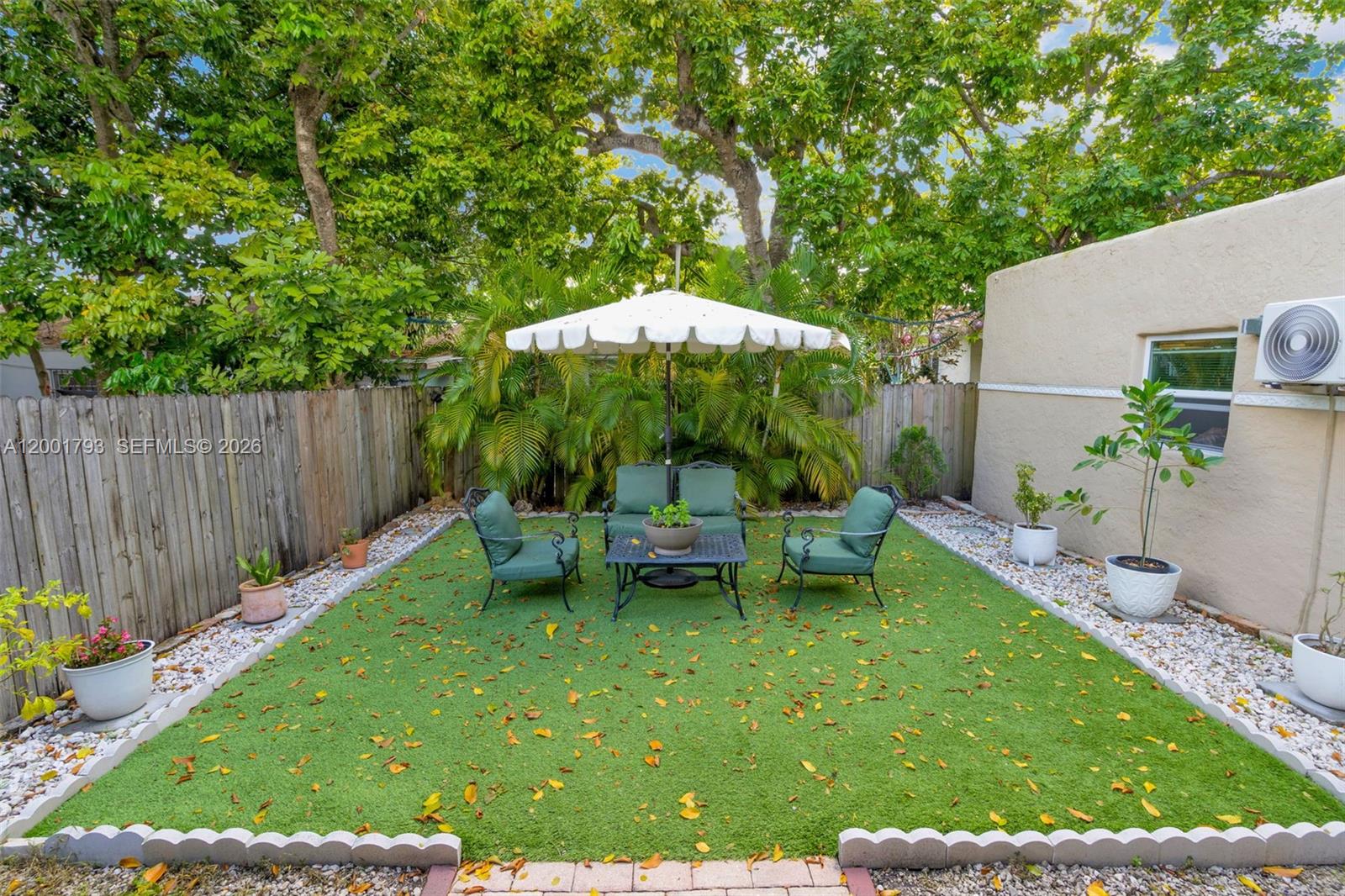 PINEMOUNT - Residential