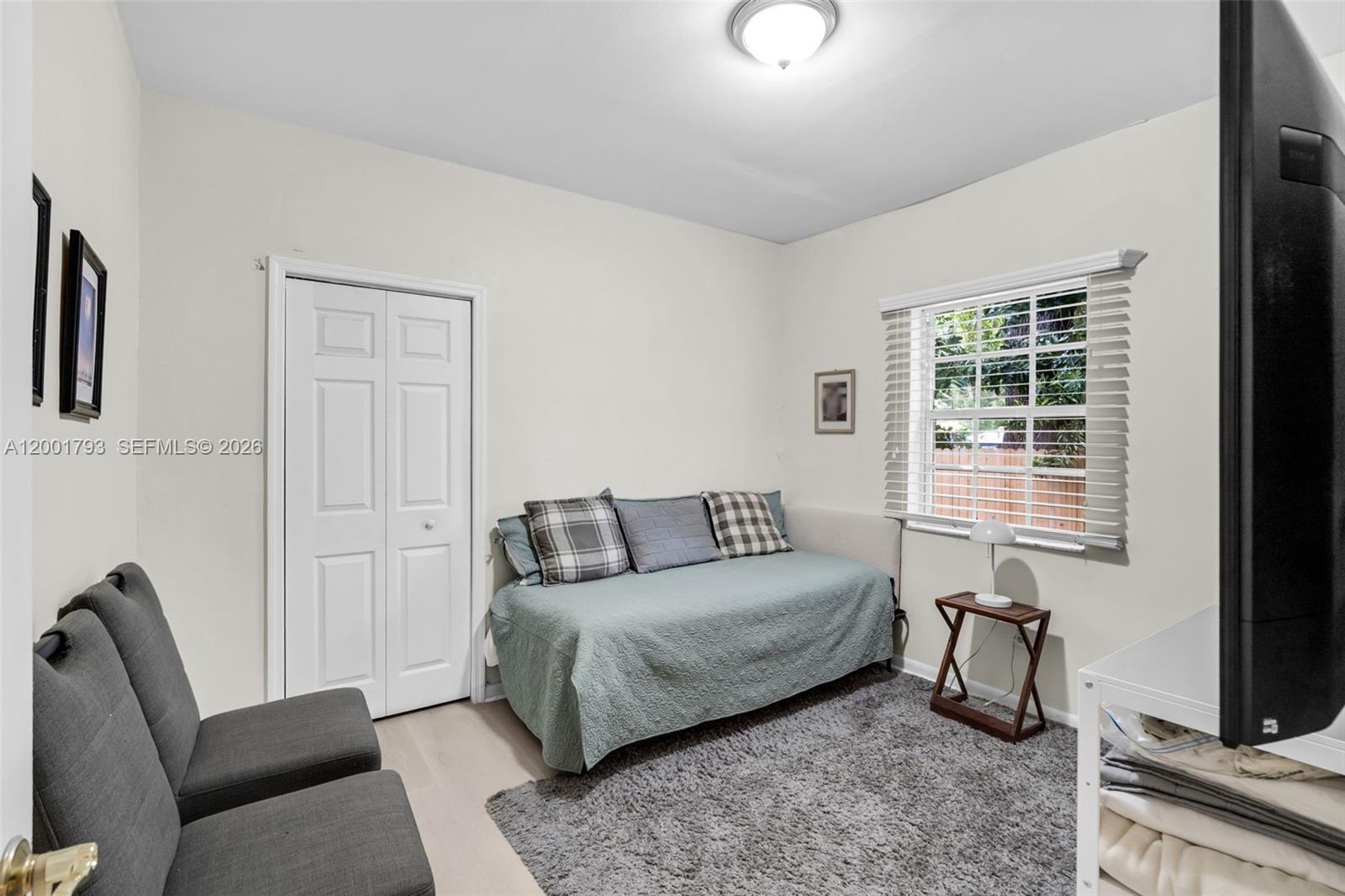 PINEMOUNT - Residential