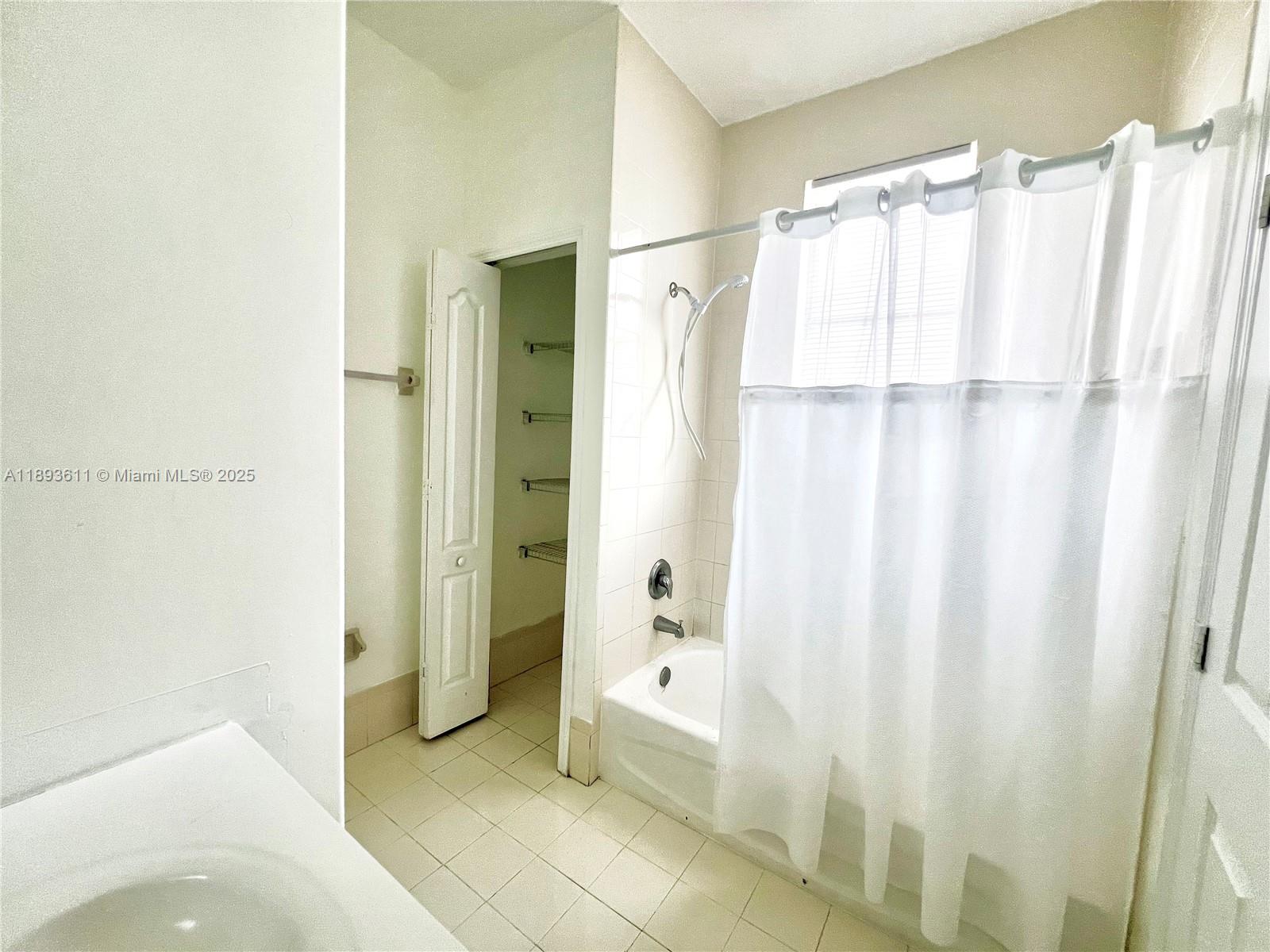 SHOMA HOMES SPLENDIDO CON - Residential Lease