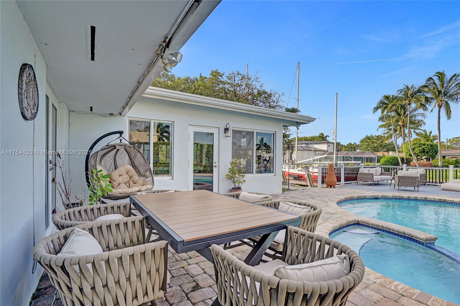 HILLSBORO HARBOR UNIT C - Residential