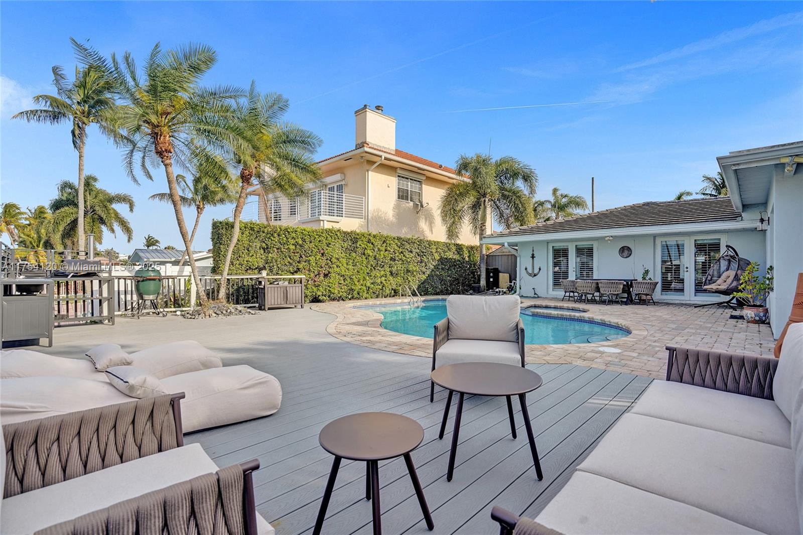 HILLSBORO HARBOR UNIT C - Residential