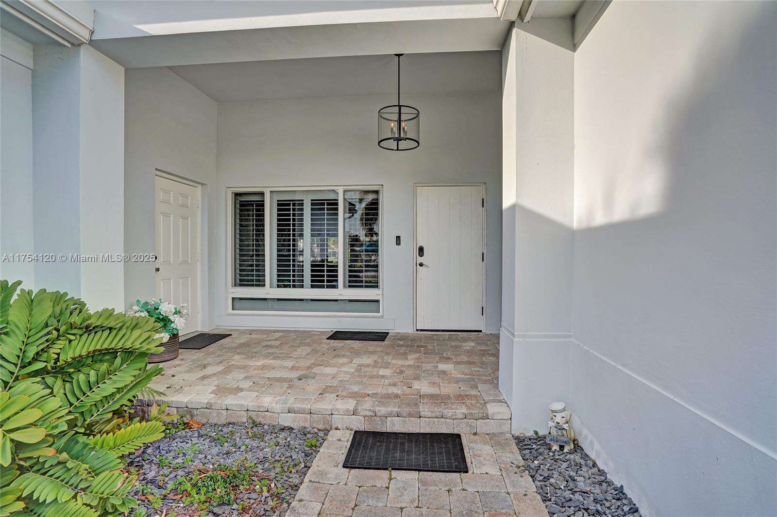 HILLSBORO HARBOR UNIT C - Residential