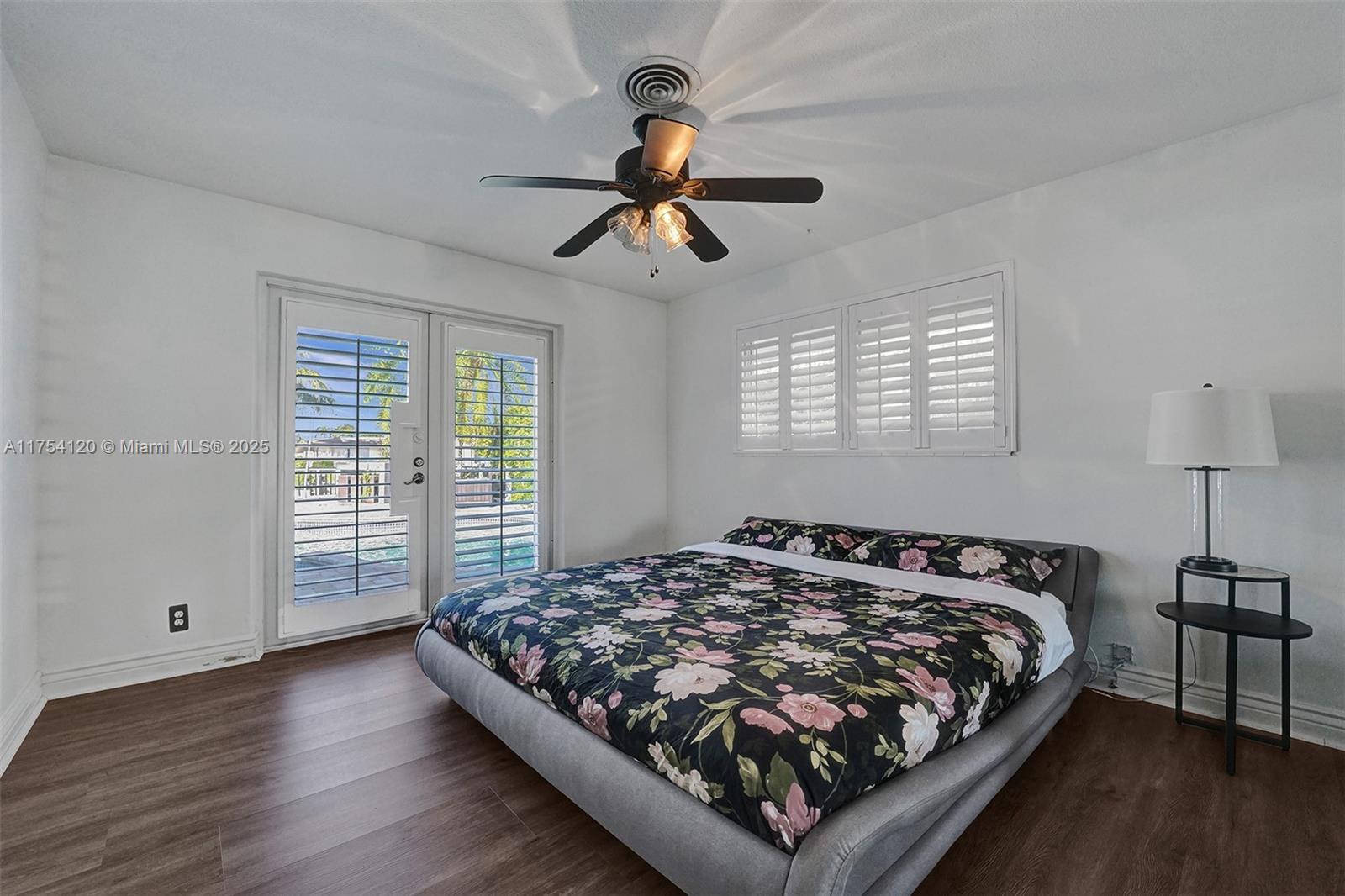 HILLSBORO HARBOR UNIT C - Residential