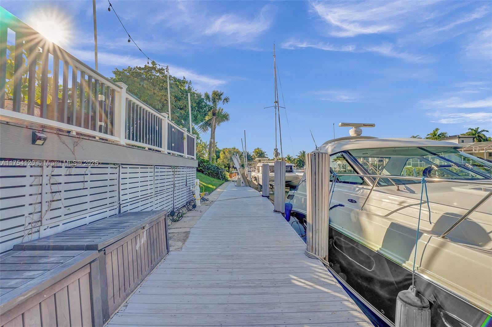 HILLSBORO HARBOR UNIT C - Residential