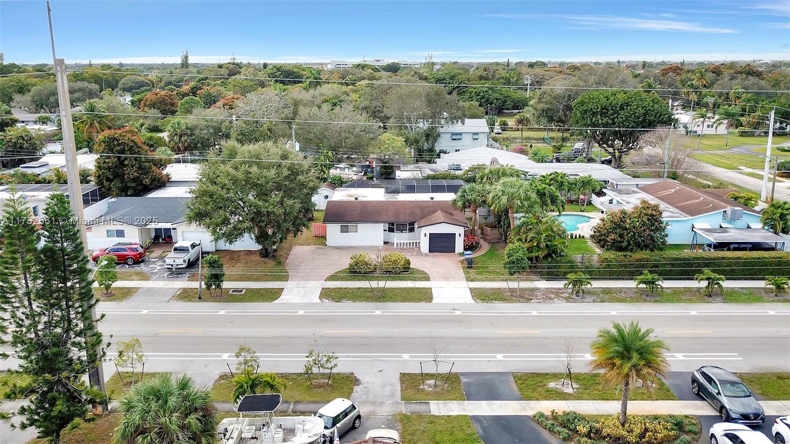 1840 N 56th Ave, Hollywood, Broward County, Florida - 3 Bedrooms  
2 Bathrooms - 