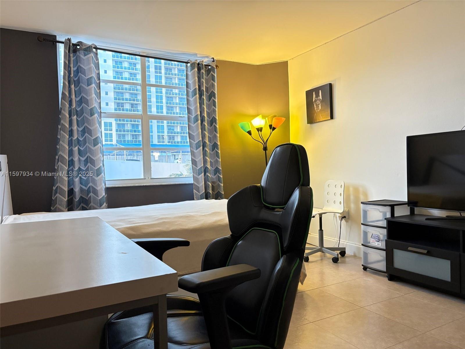 HEMISPHERES CONDO - Residential