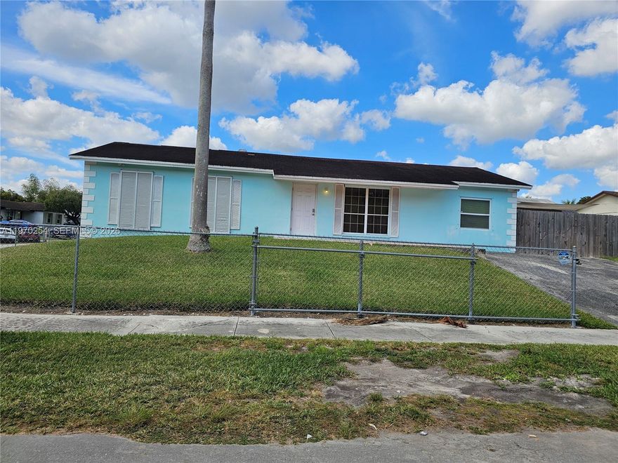 Great investment opportunity in Homestead! This spacious 3-bed, 3-bath single-family home offers a rare combination of size, location, and potential.  NO ASSOCIATION. The property features separate in-law quarters that are move-in ready, making it ideal for extended family or rental income. The main residence is a full renovation opportunity, with the structure in place and generous living spaces — ready for your updates and vision, providing a blank slate for customization. Excellent location near schools, parks, shopping, and easy access to major roadways. Don’t miss this affordable entry into homeownership or your next flip project! Easy to show, call listing agent for access.