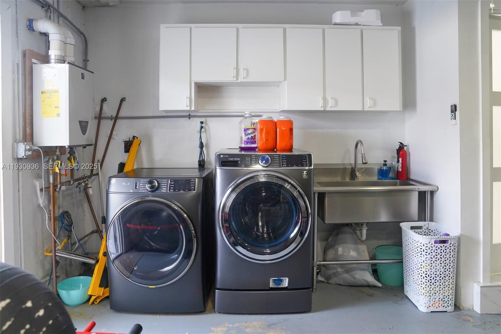 KENDALE LAKES SEC TWO - Residential