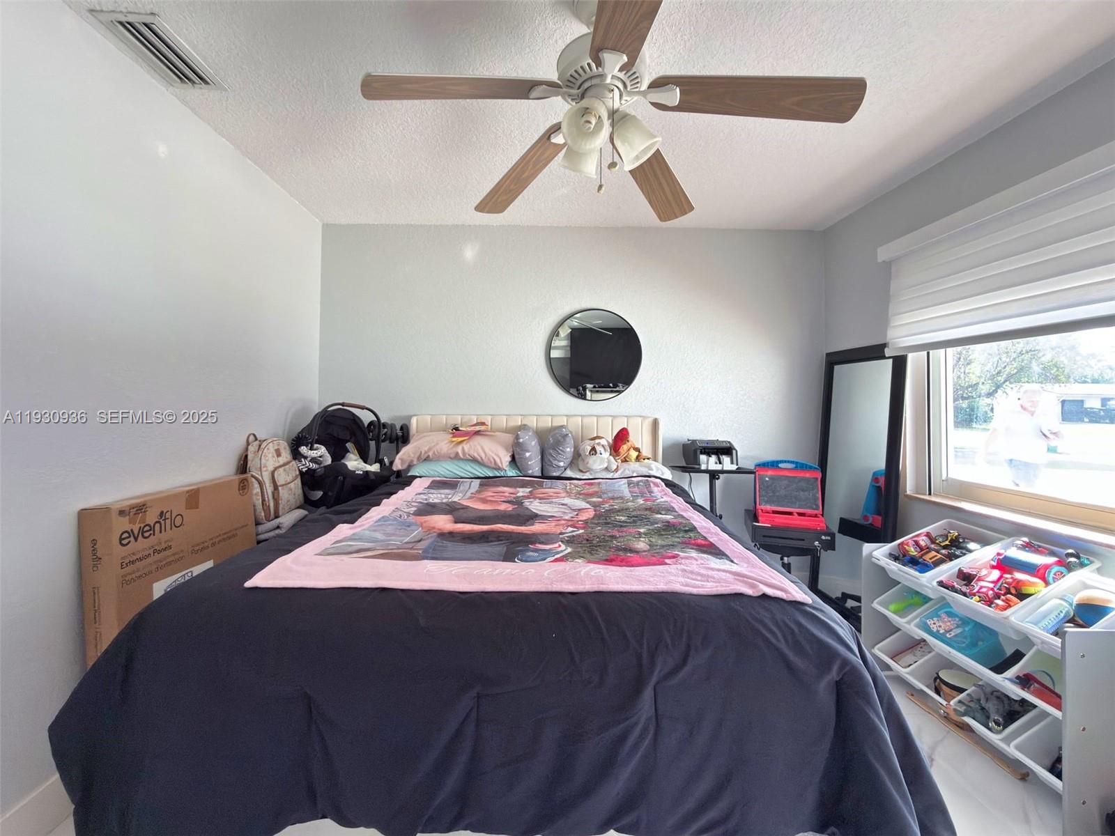 KENDALE LAKES SEC TWO - Residential