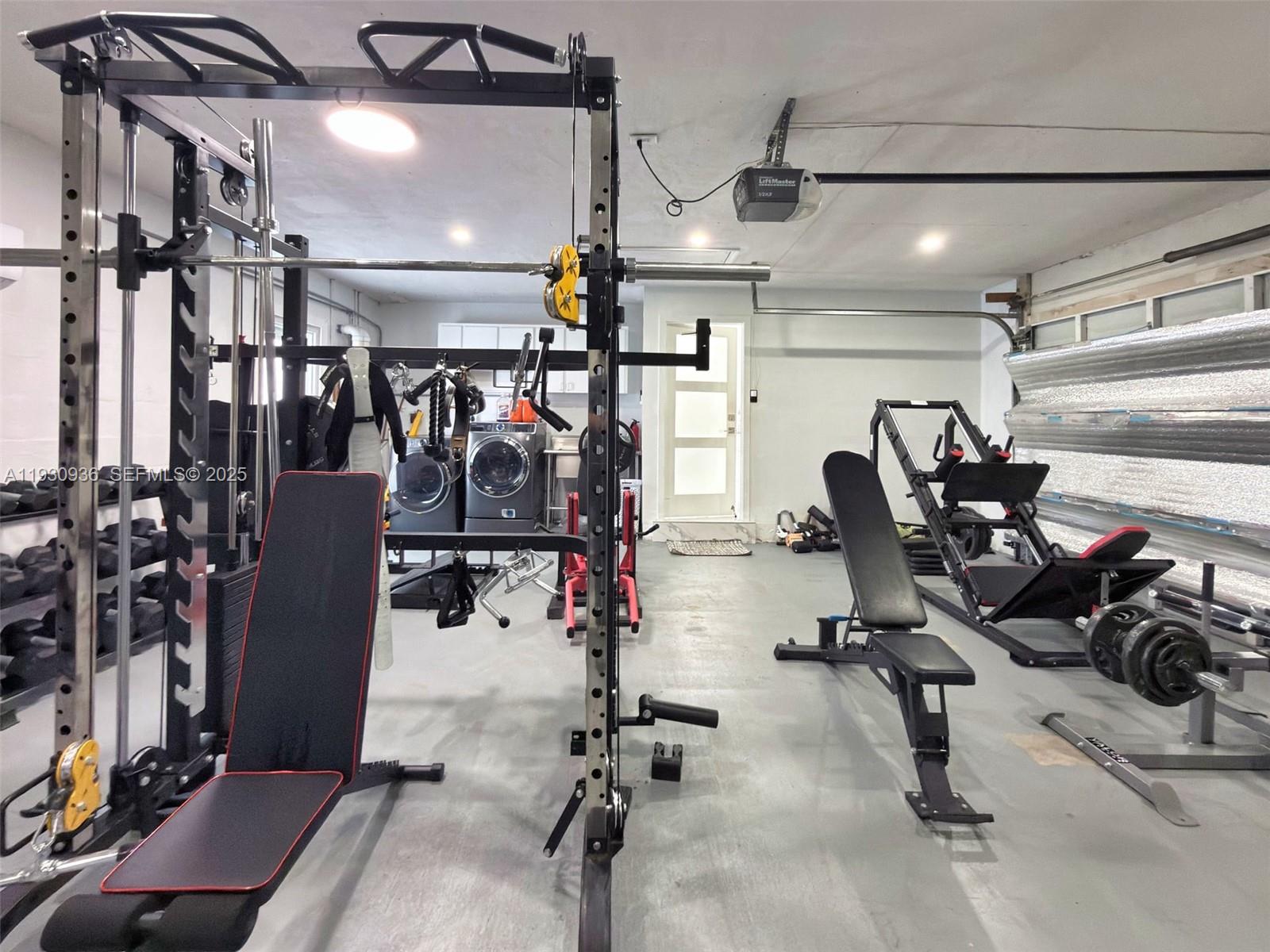 KENDALE LAKES SEC TWO - Residential