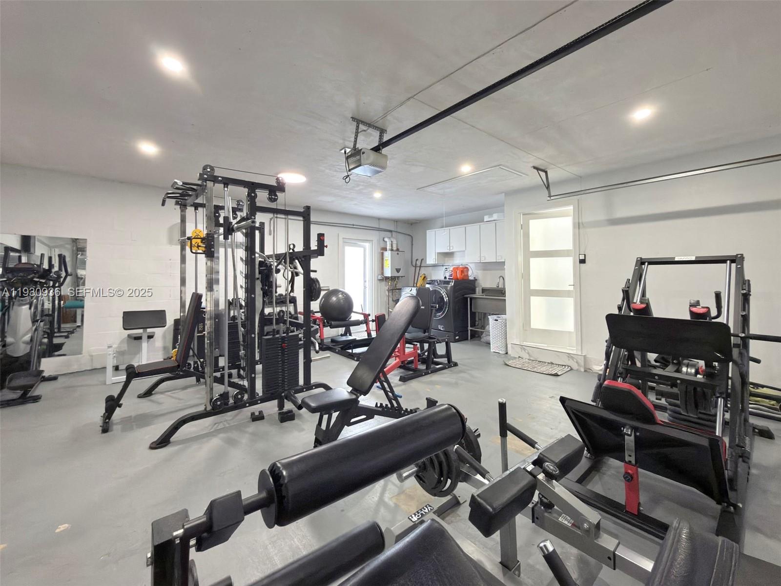 KENDALE LAKES SEC TWO - Residential