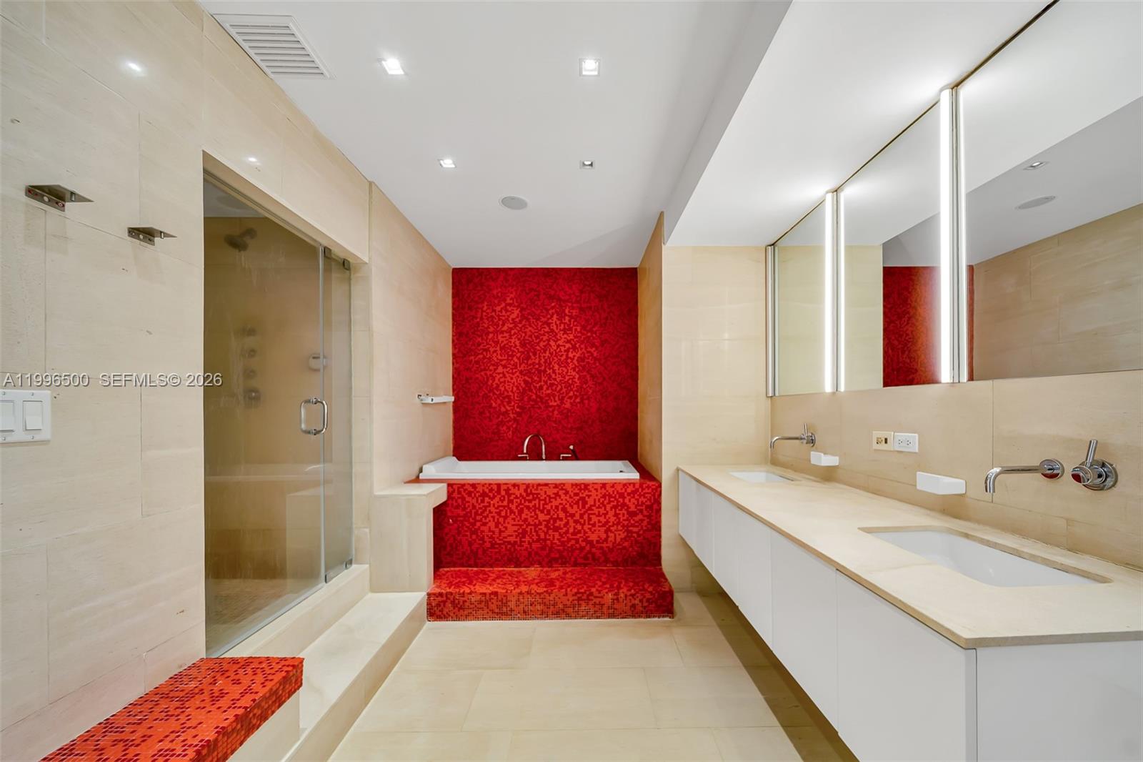 THE EMERALDBAY @ KEY COLO - Residential Lease