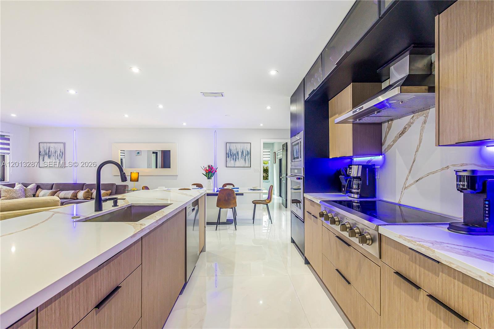 MIAMI LAKES EAGLE NEST SE - Residential