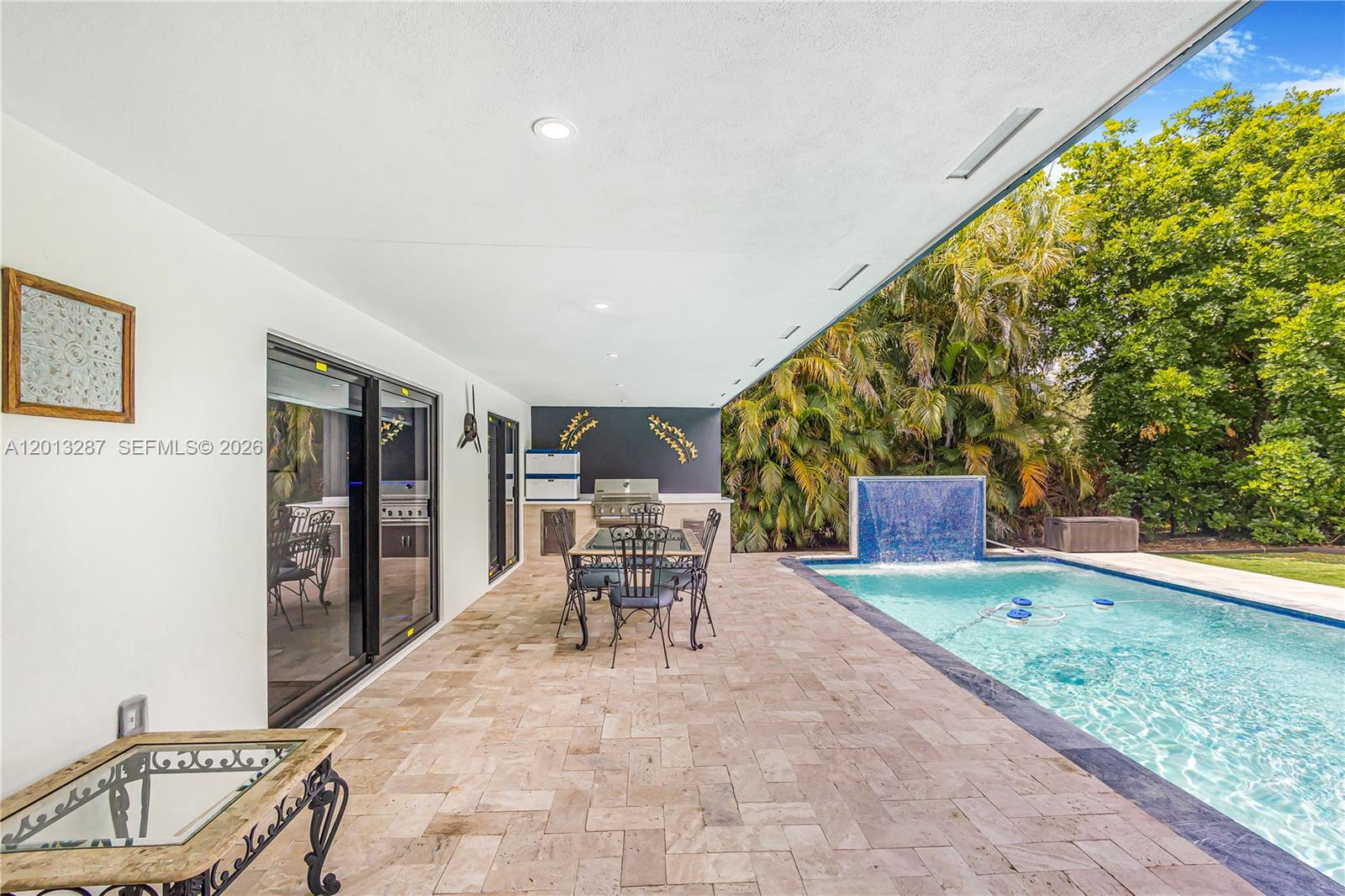 MIAMI LAKES EAGLE NEST SE - Residential