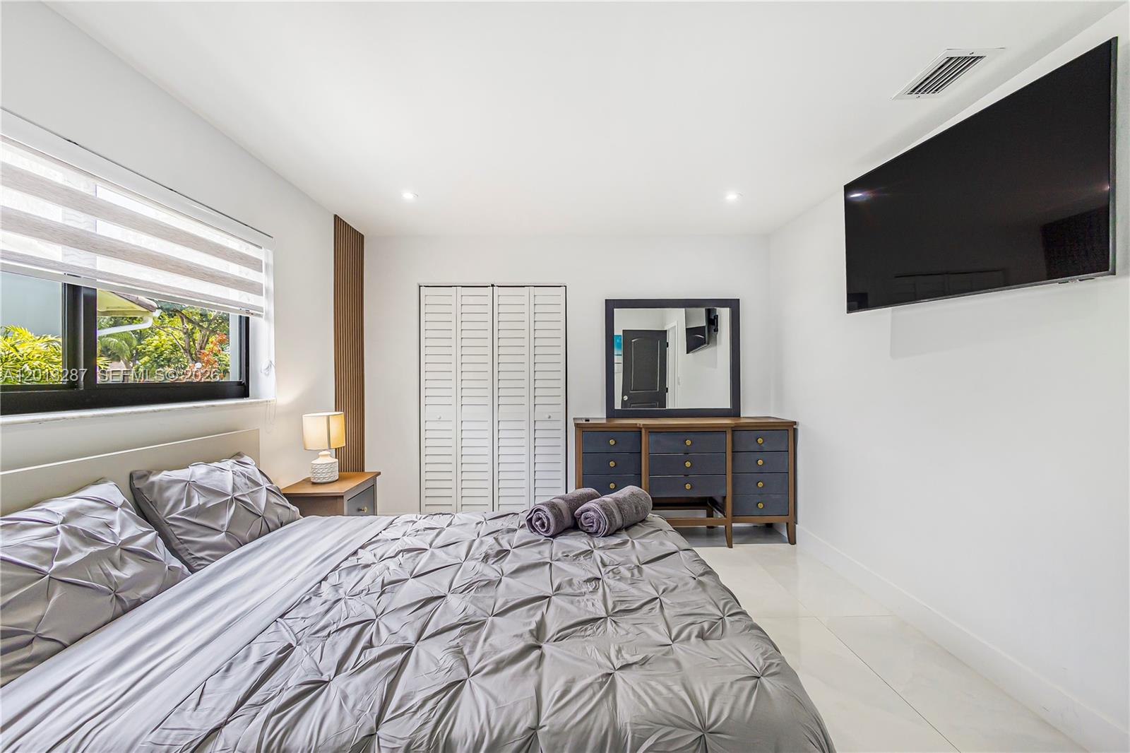 MIAMI LAKES EAGLE NEST SE - Residential