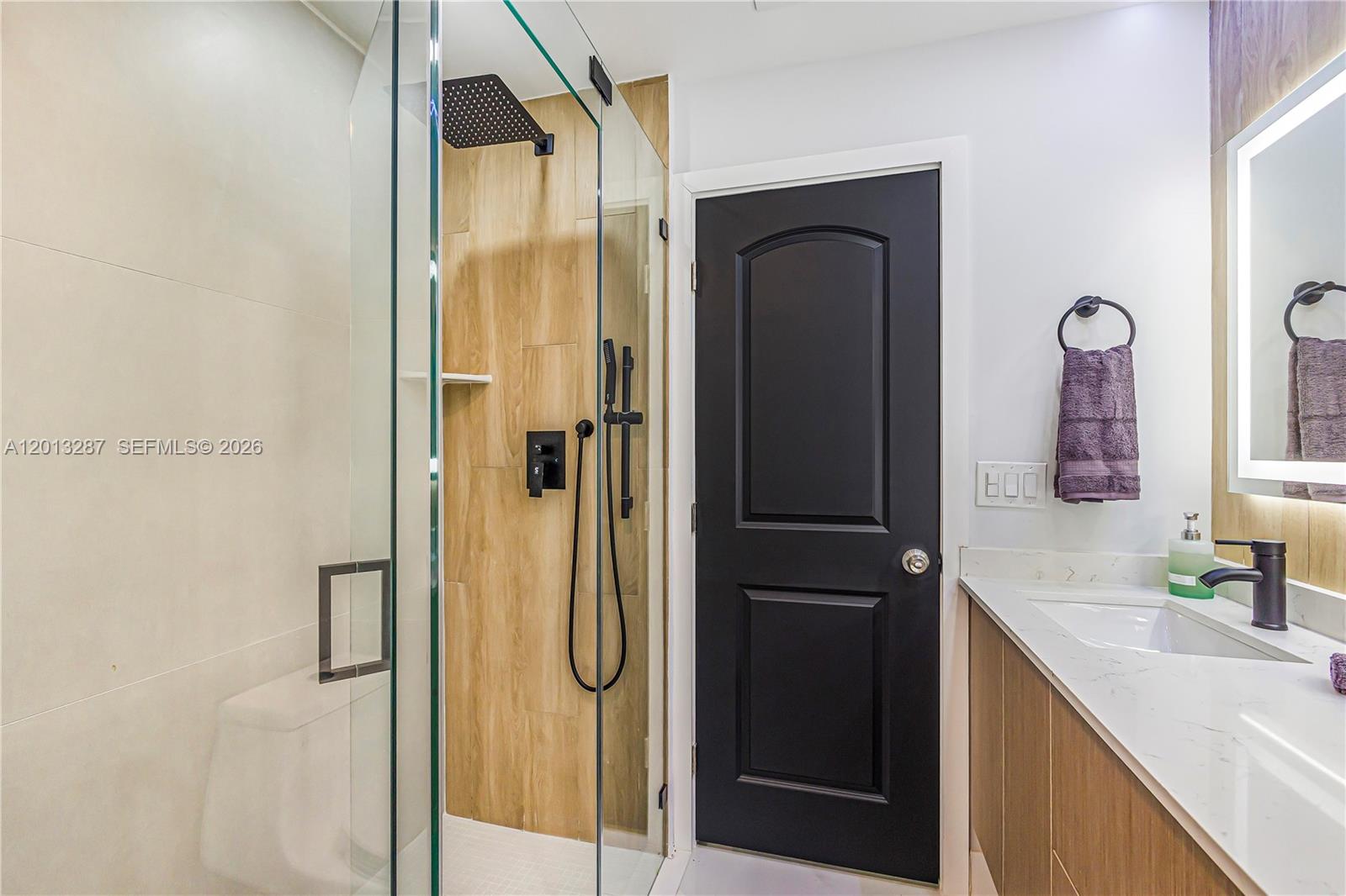 MIAMI LAKES EAGLE NEST SE - Residential