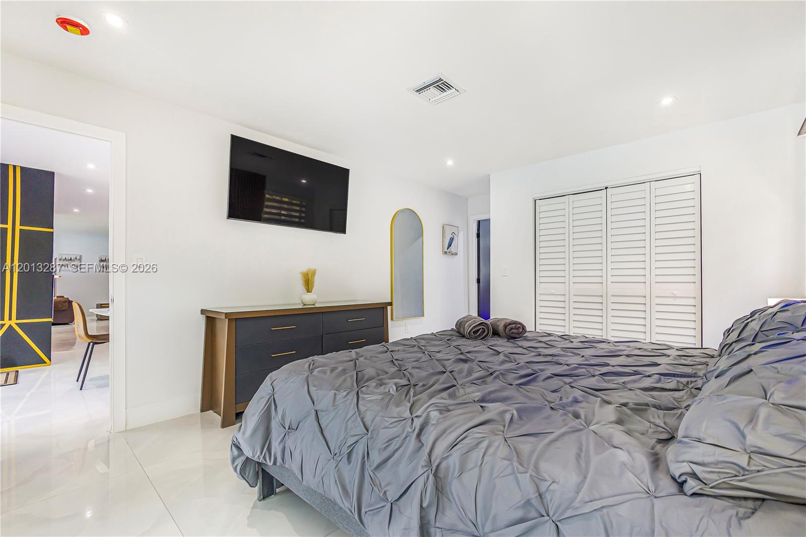 MIAMI LAKES EAGLE NEST SE - Residential