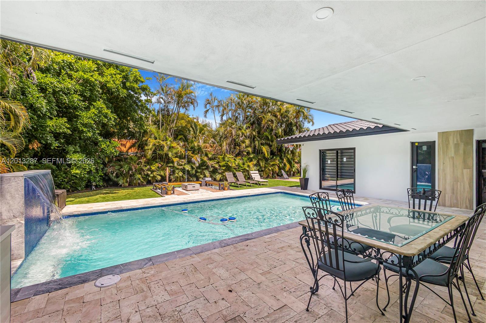MIAMI LAKES EAGLE NEST SE - Residential