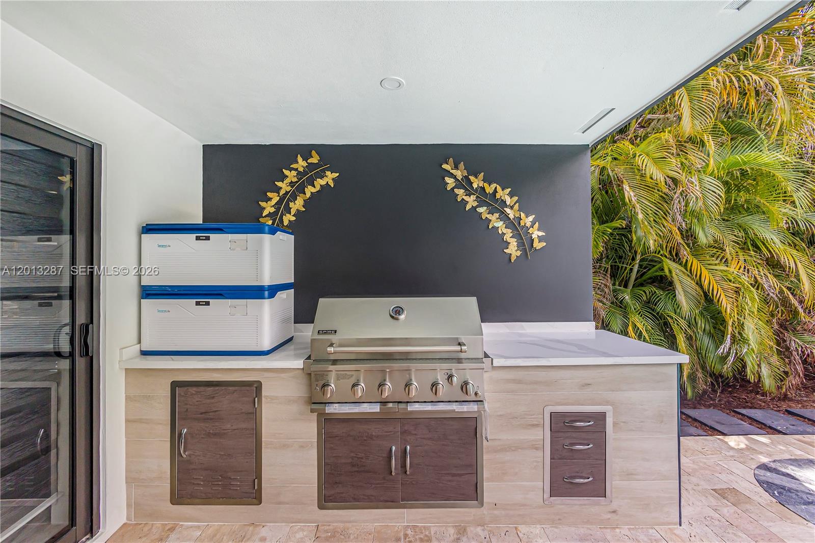 MIAMI LAKES EAGLE NEST SE - Residential
