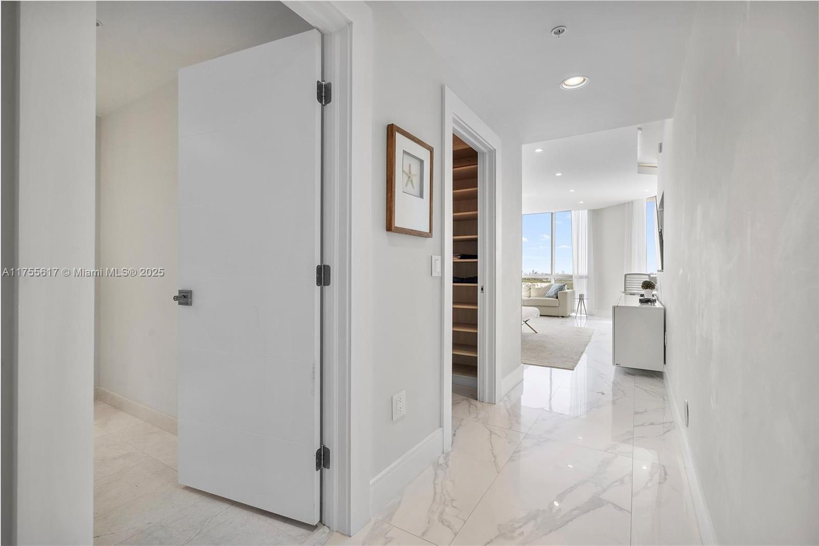 MARINA PALMS RESIDENCES S - Residential