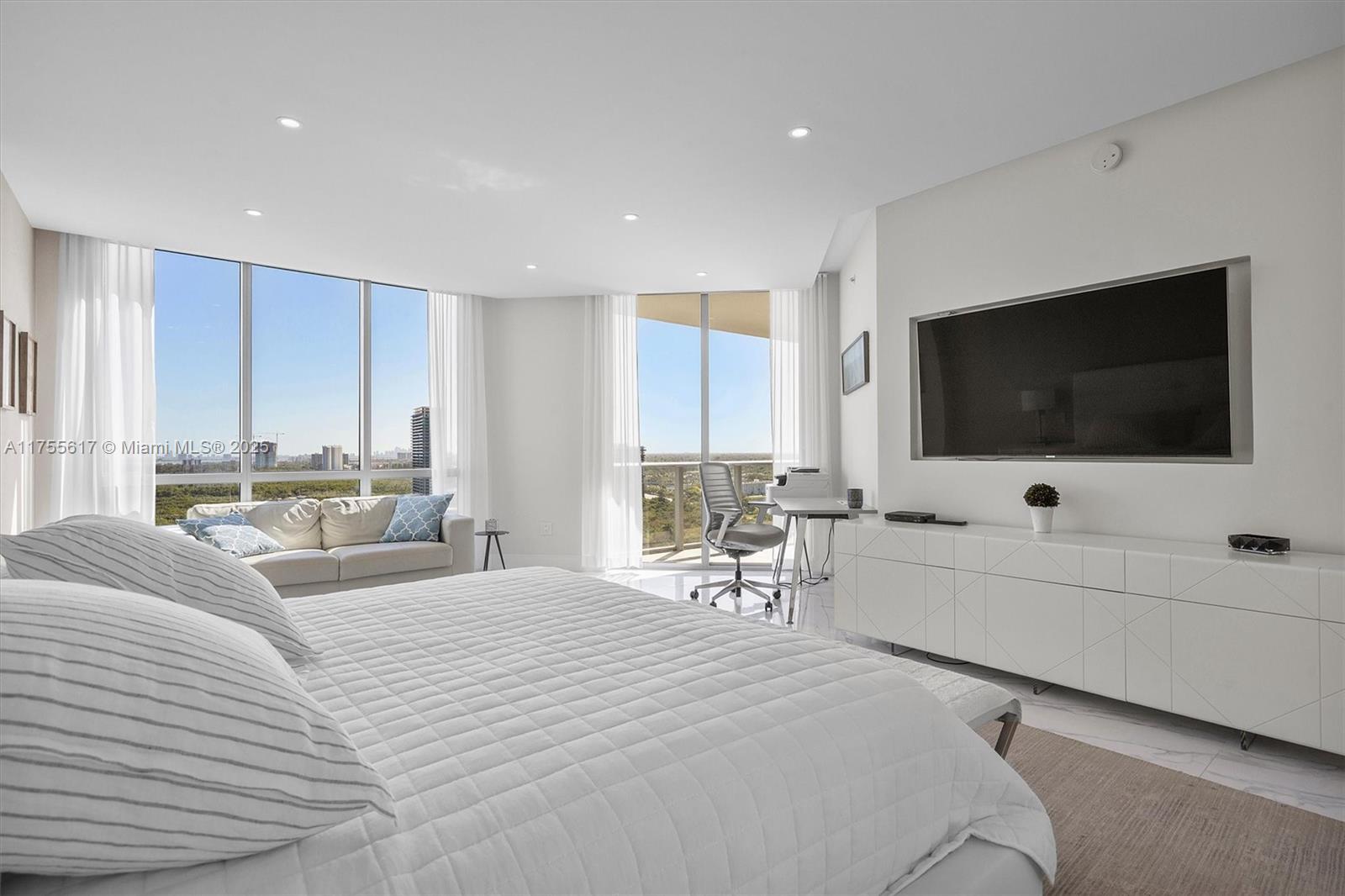 MARINA PALMS RESIDENCES S - Residential