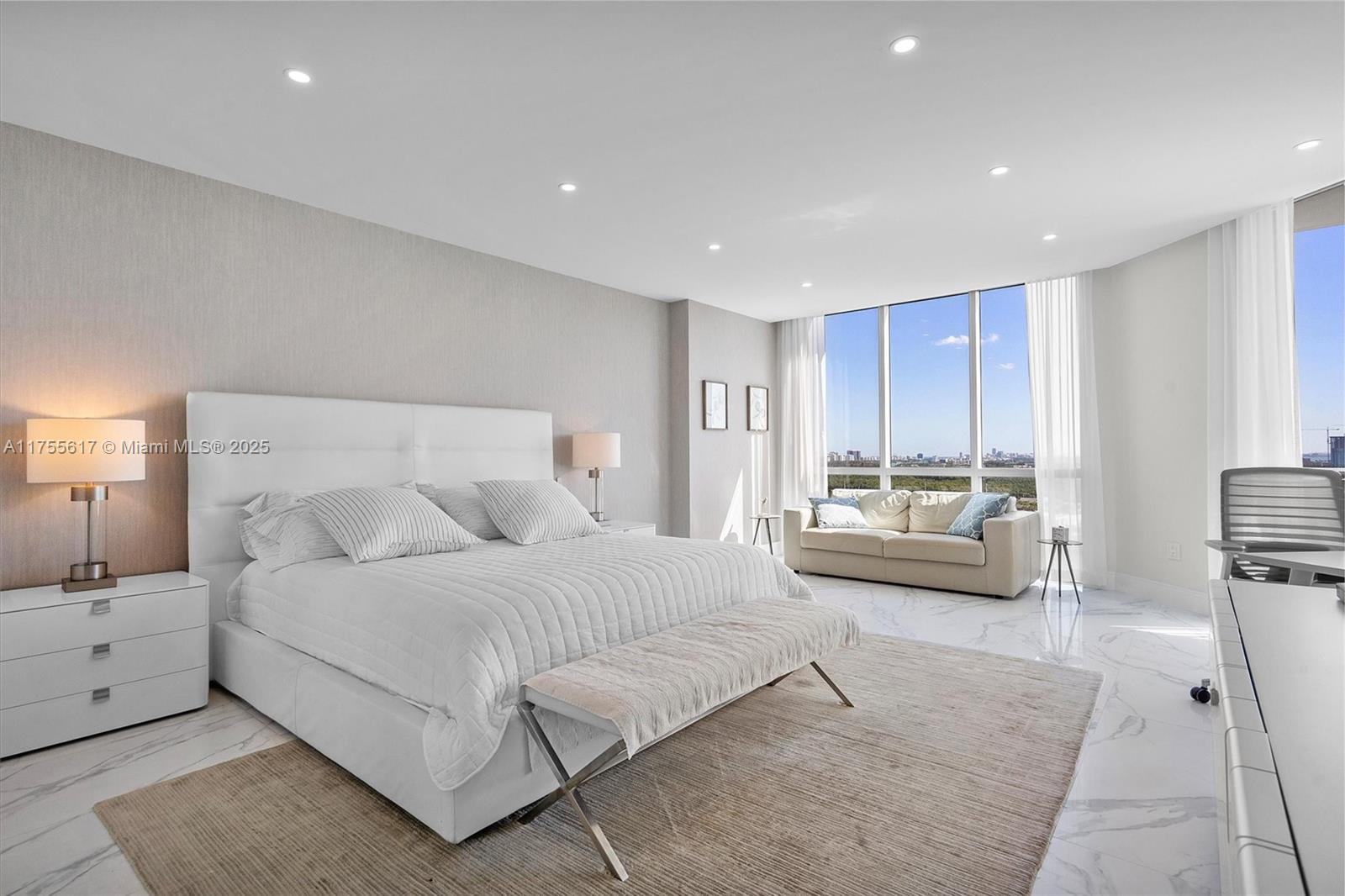 MARINA PALMS RESIDENCES S - Residential