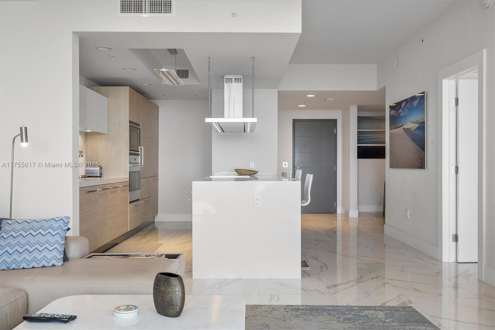 MARINA PALMS RESIDENCES S - Residential