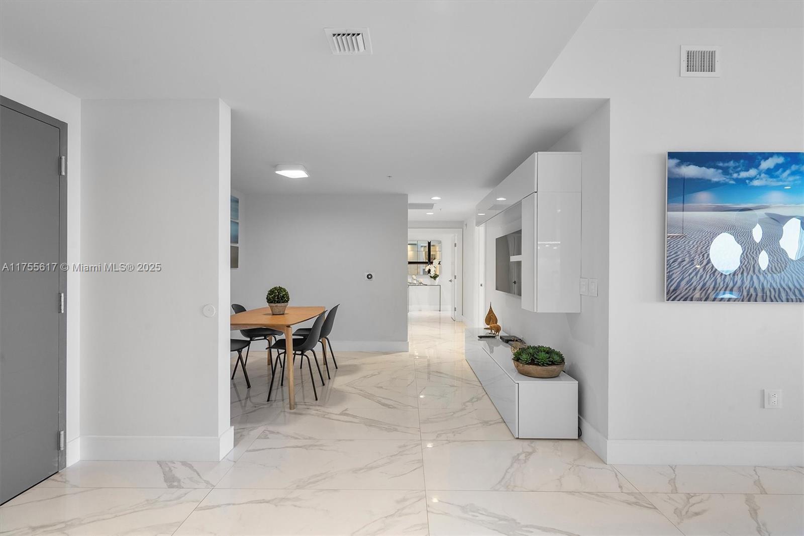 MARINA PALMS RESIDENCES S - Residential