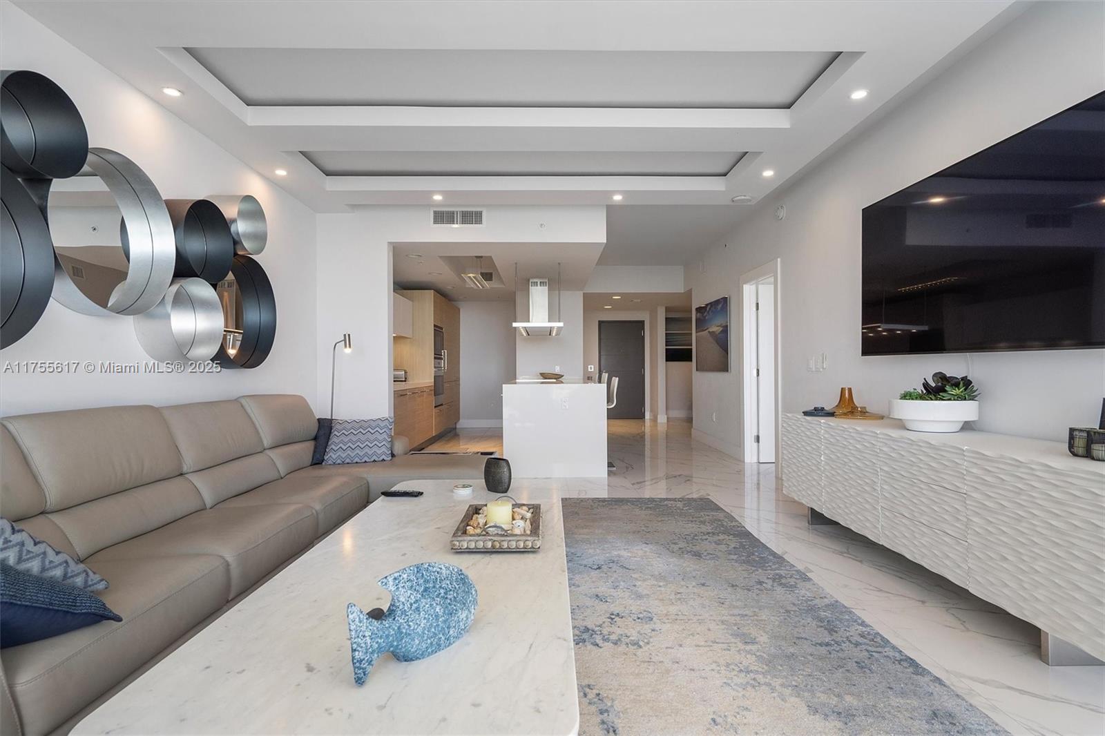 MARINA PALMS RESIDENCES S - Residential