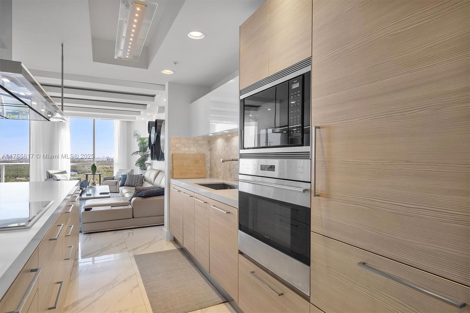 MARINA PALMS RESIDENCES S - Residential