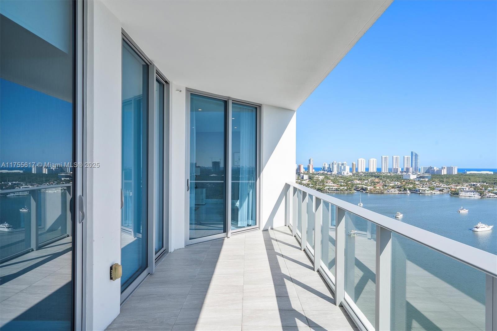 MARINA PALMS RESIDENCES S - Residential