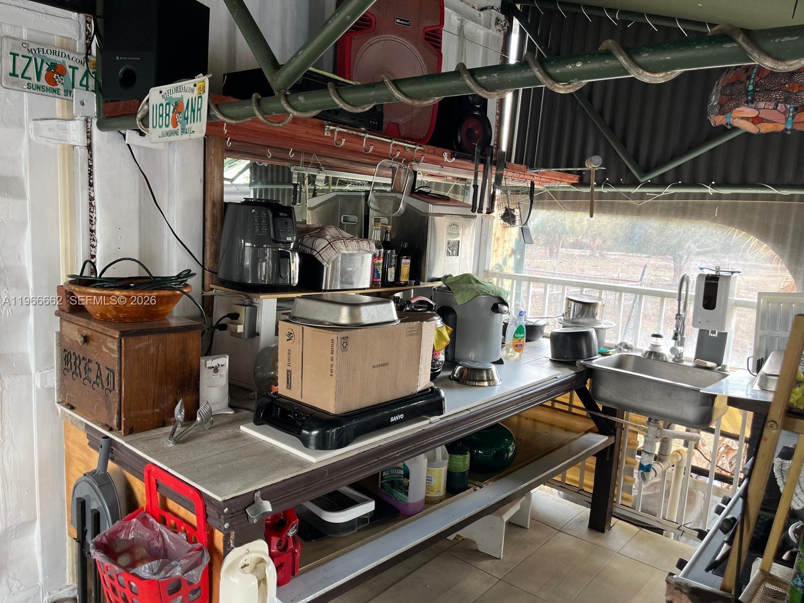 MONTURA SOUTH HALF (10080) - Residential