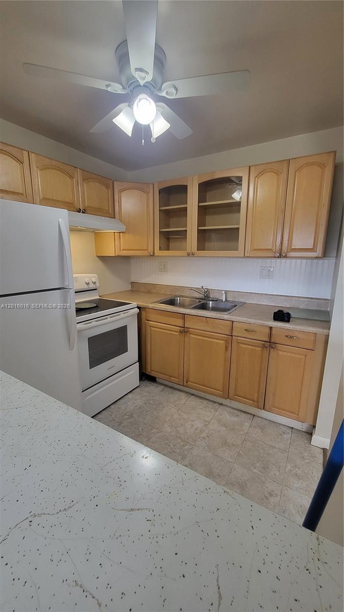 ANDOVER CONDOS - Residential Lease