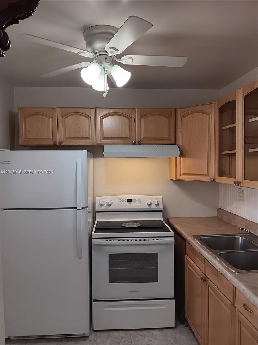 ANDOVER CONDOS - Residential Lease