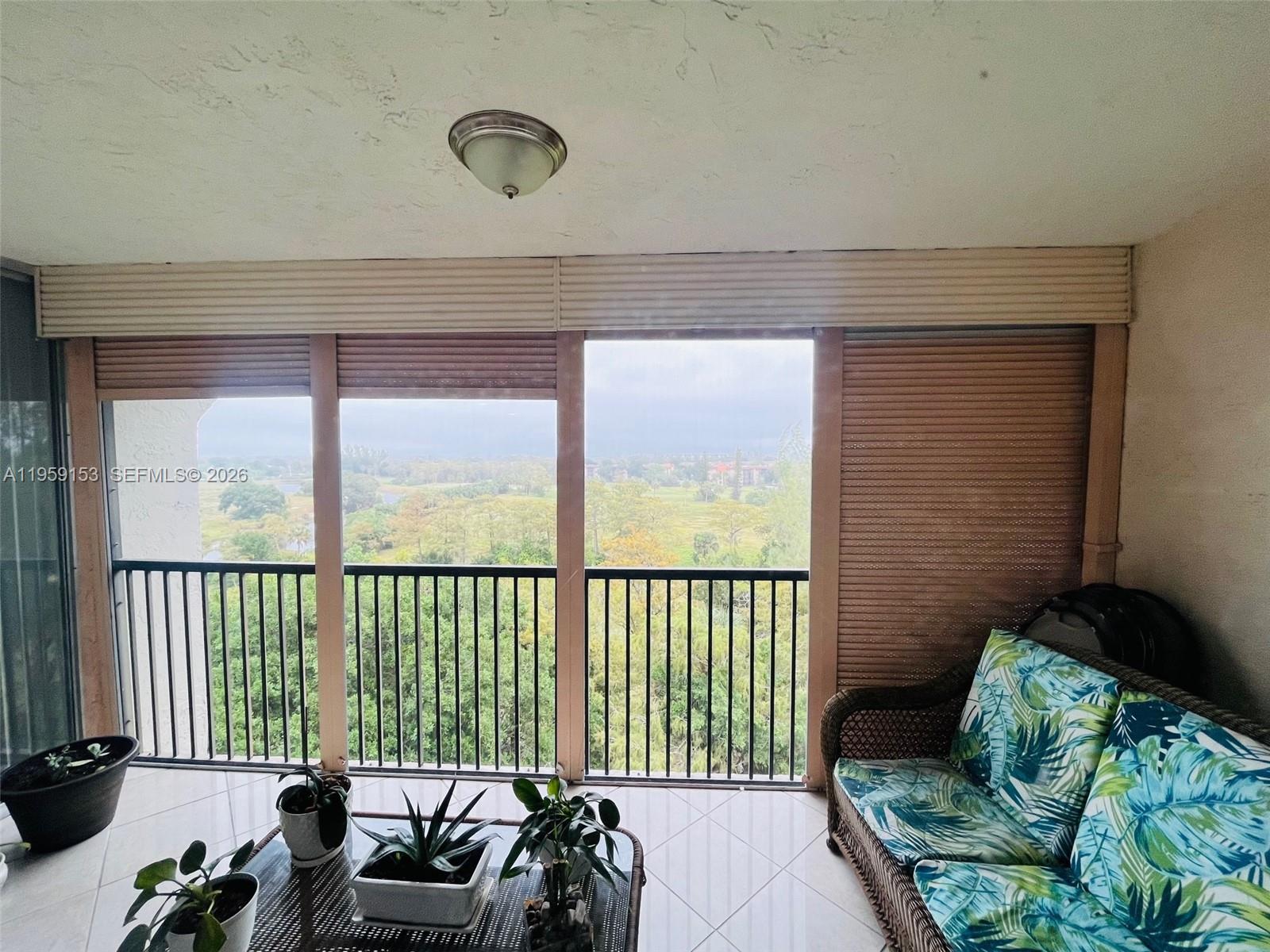 18TH HOLE AT INVERRARY CO - Residential