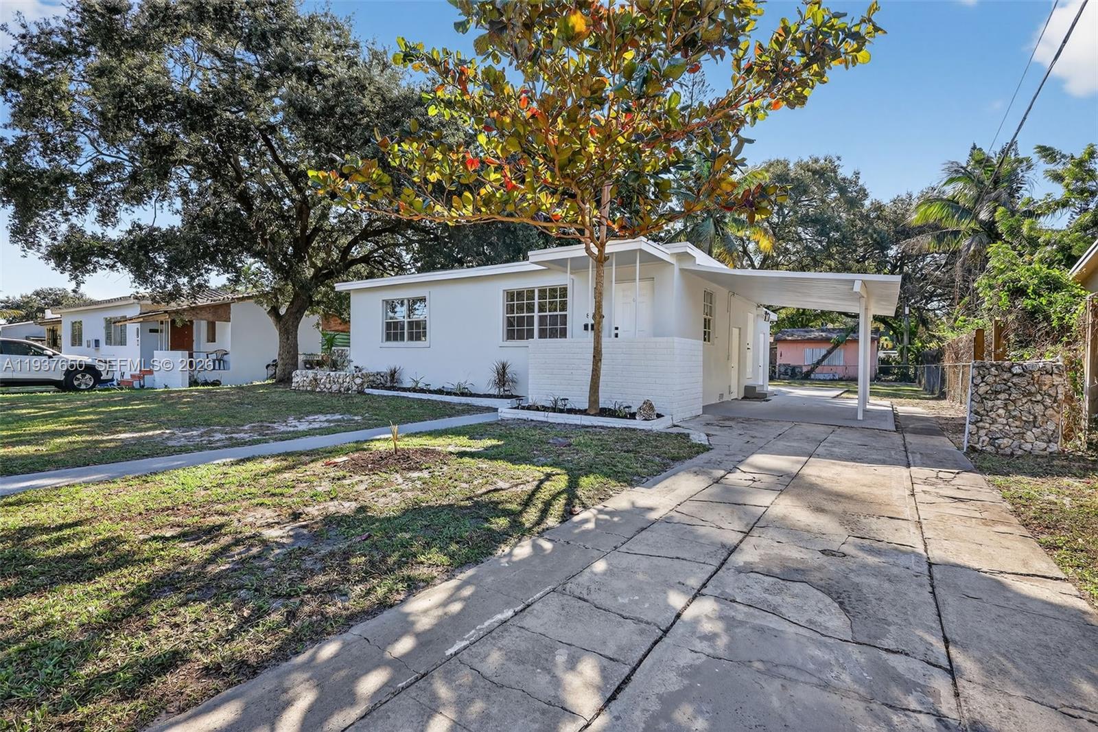 SUNNY ACRES - Residential