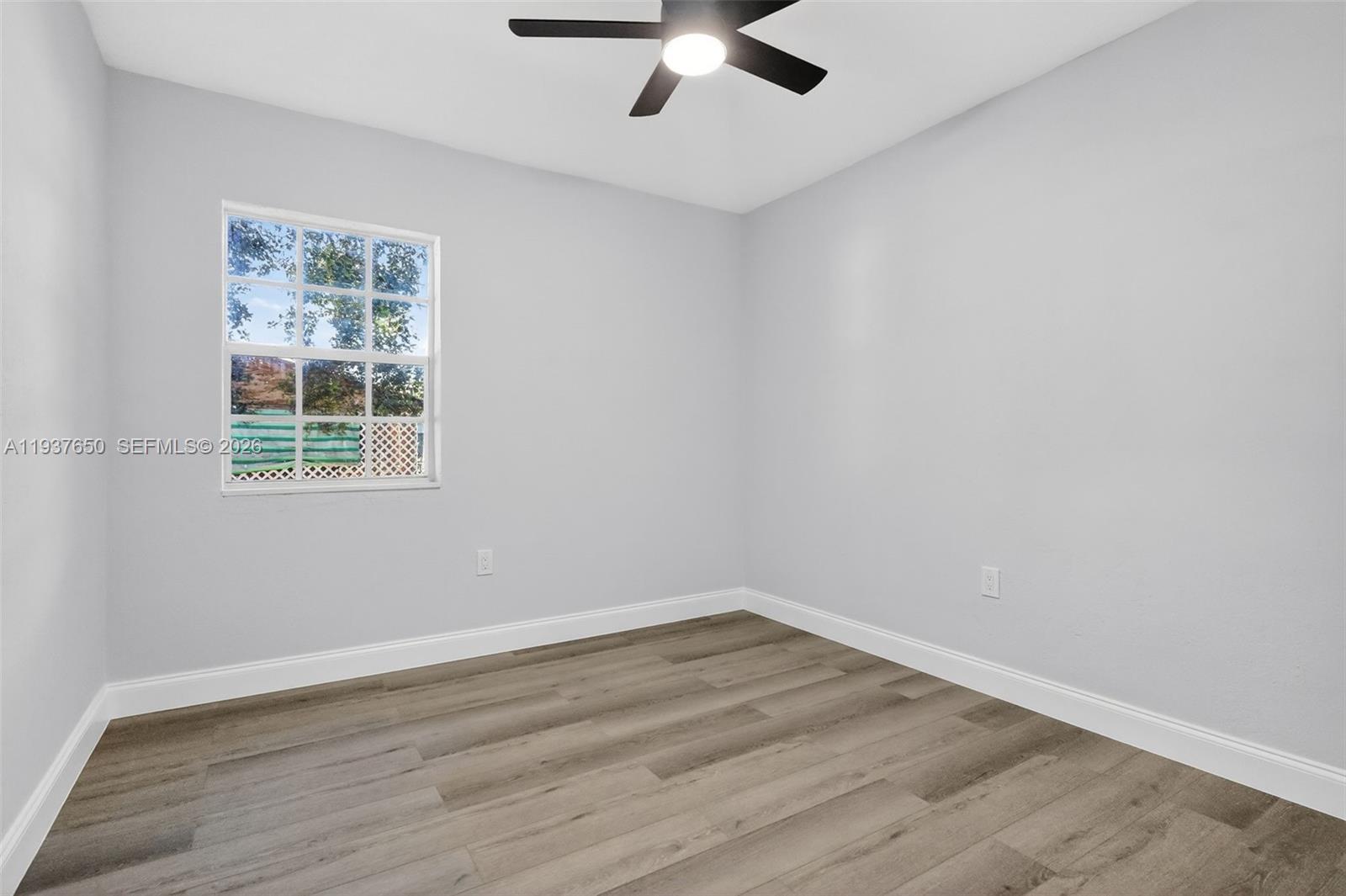 SUNNY ACRES - Residential