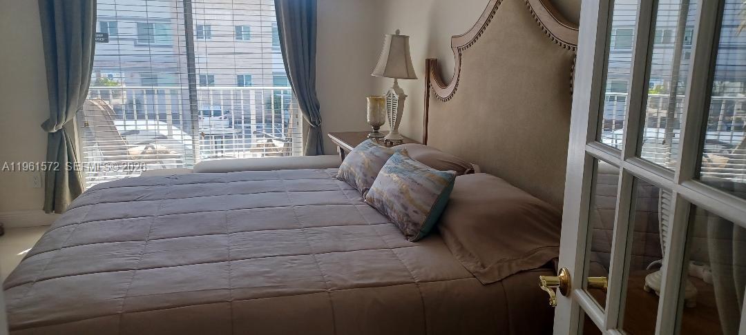 NORTH BAY VILLAS CONDO - Residential