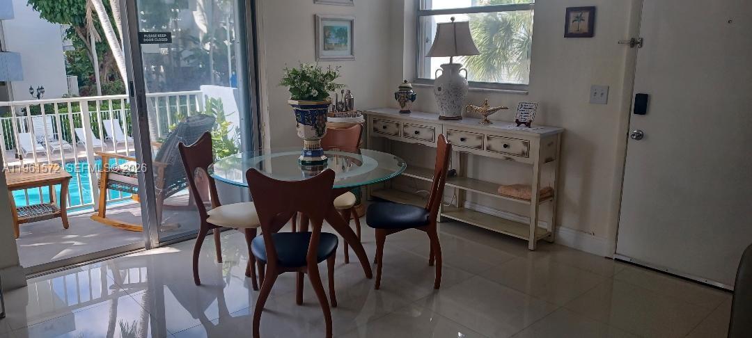 NORTH BAY VILLAS CONDO - Residential