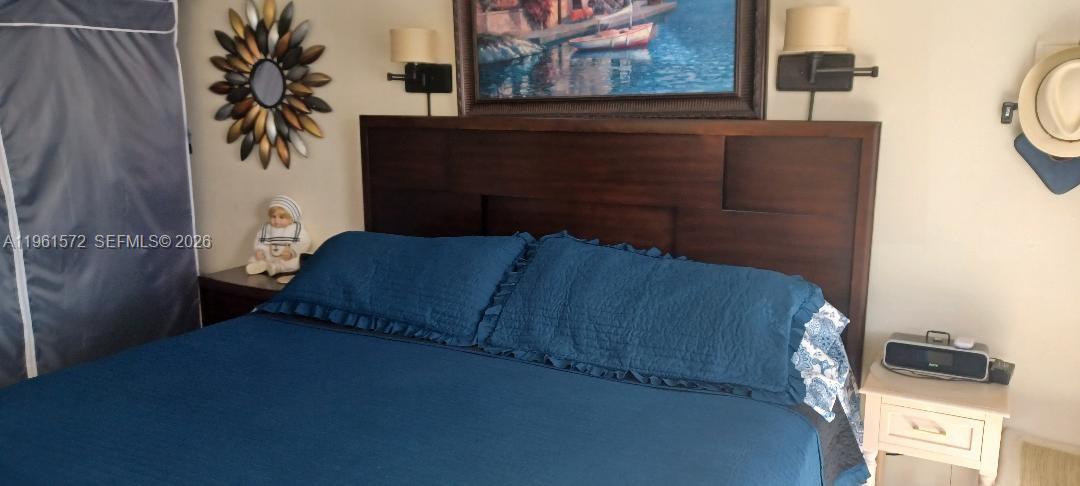 NORTH BAY VILLAS CONDO - Residential