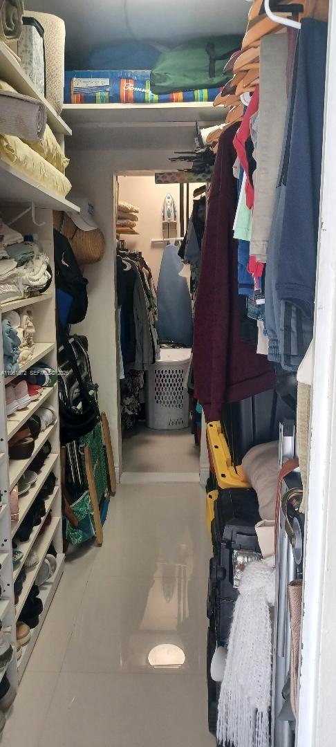 NORTH BAY VILLAS CONDO - Residential