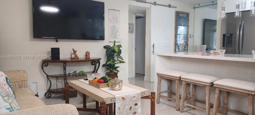 NORTH BAY VILLAS CONDO - Residential