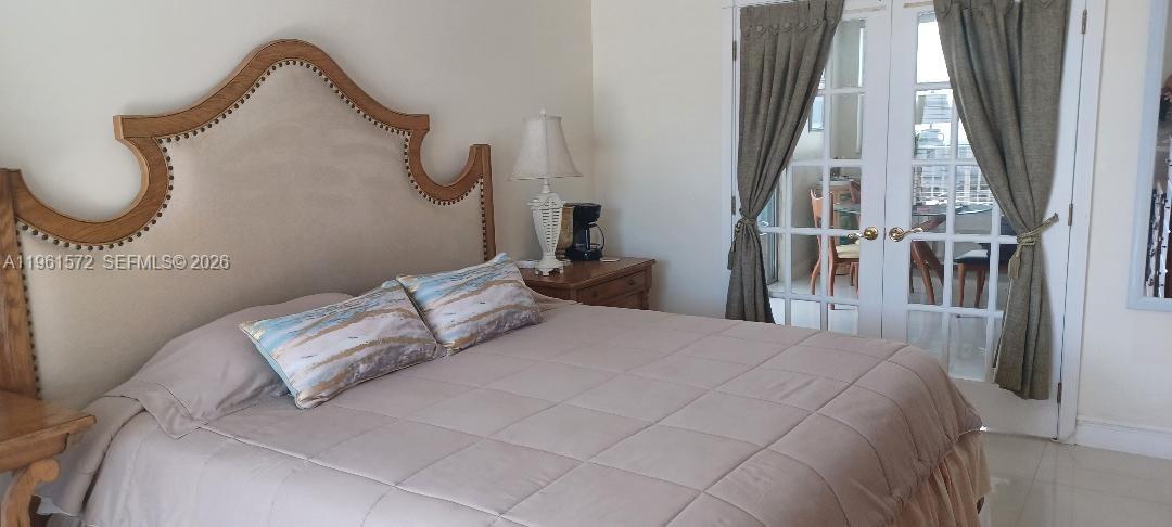 NORTH BAY VILLAS CONDO - Residential