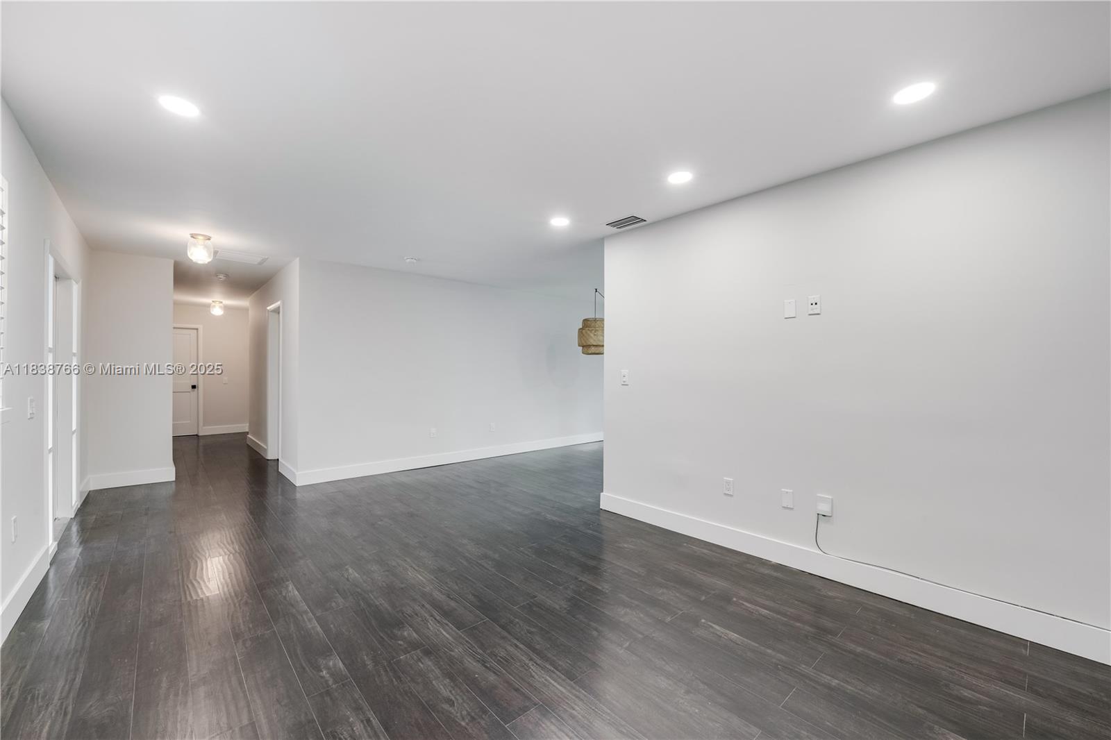 6700 SW 49th Ter